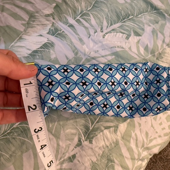 Modella - 2-piece blue, white & black print set of Make-up/Travel bags - Picture 4 of 9